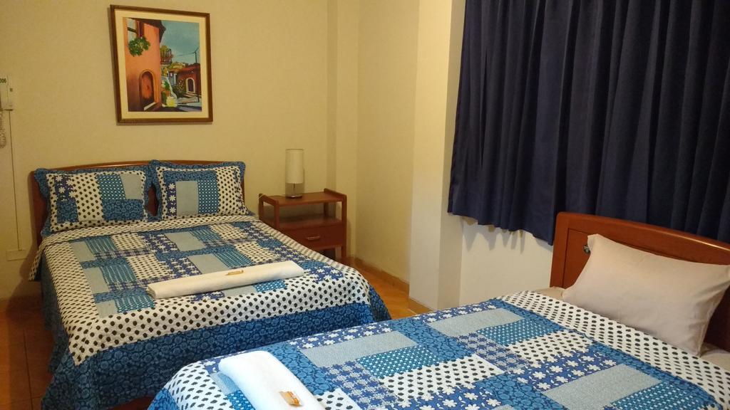 Hotel Colibri Чиклайо Экстерьер фото